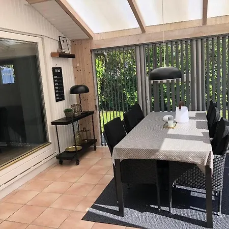 Awesome In V With 2 Bedrooms, Internet And Sauna 에스비에르